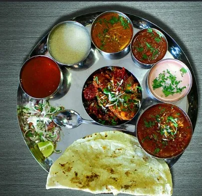 Thali & Maharashtrian